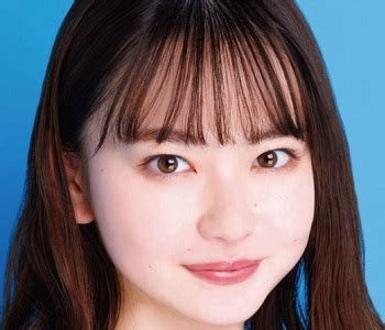 山田杏奈のエロ画像。写真集の水着姿マン筋＆ベロチュー濡れ場